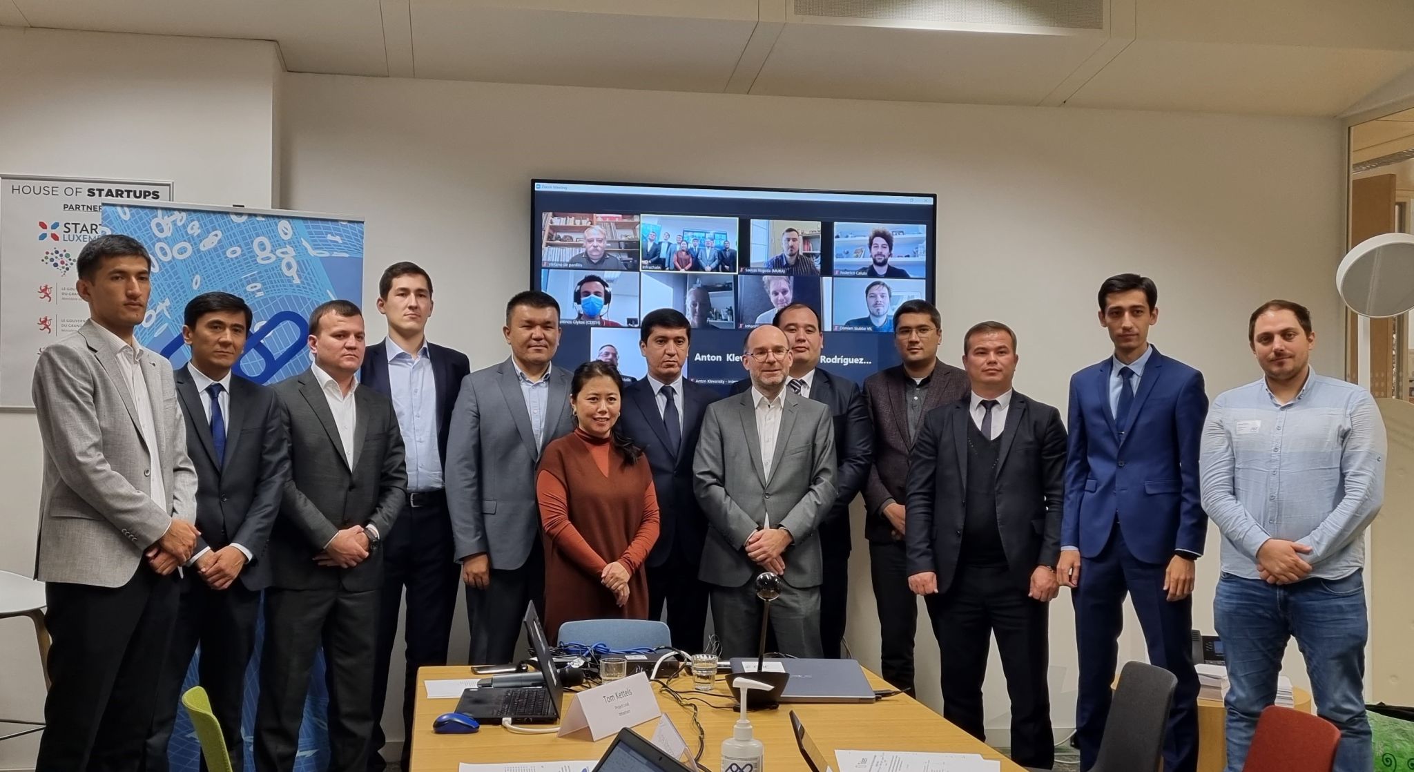 TOKEN meting with high-level delegation from Uzbekistan (Coypright Infrachain/Magaly Piscarel)